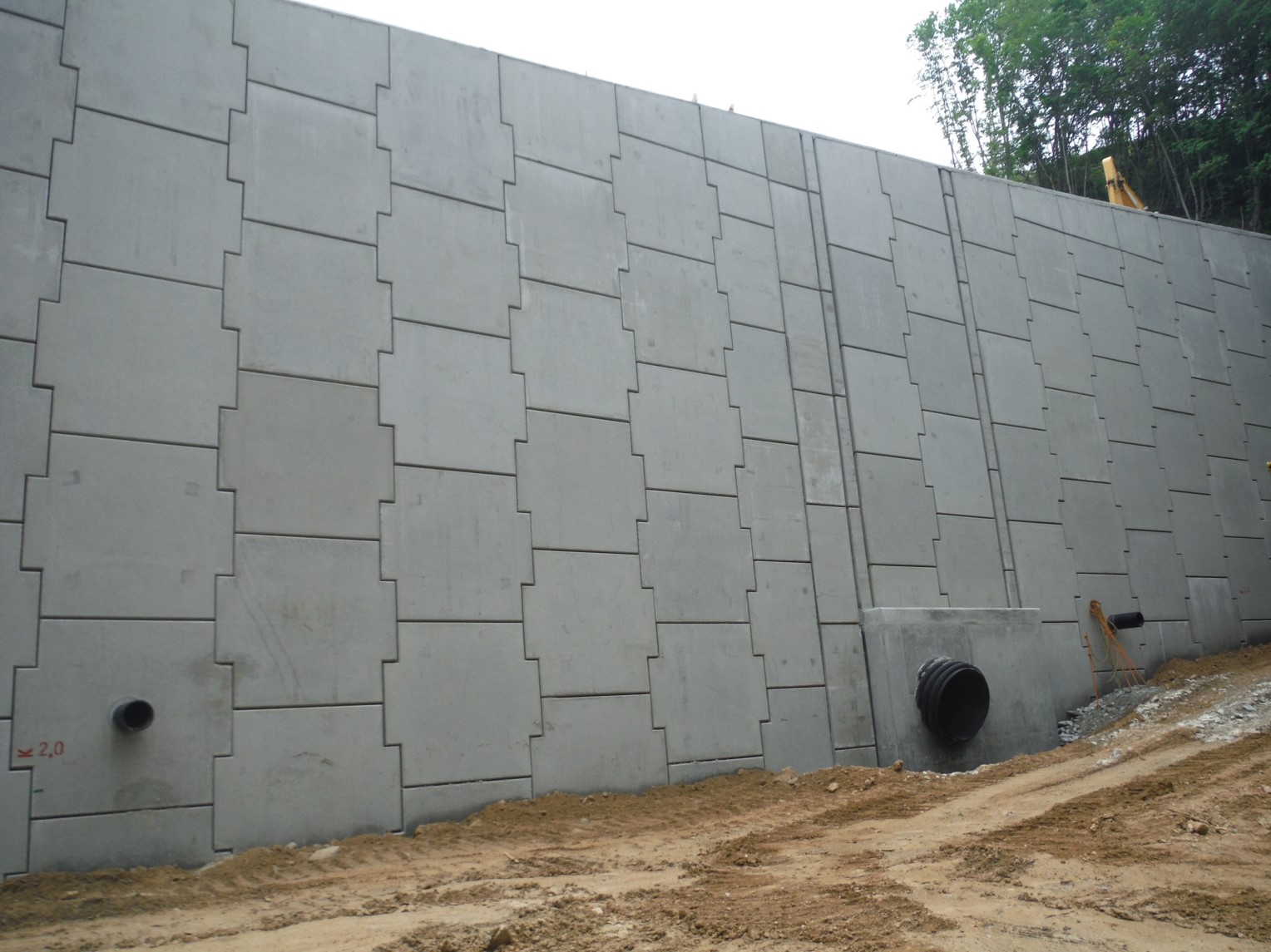 補強土壁工法　テールアルメの維持管理